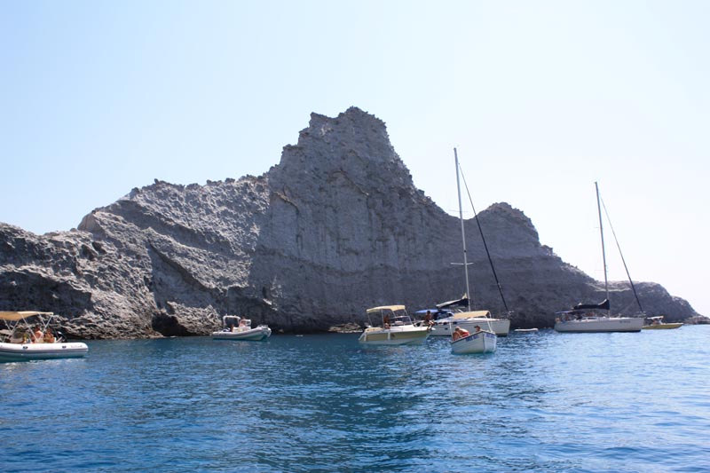 Cala Brigantina the best place to swin on our Ponza&Palmarola full day boat excursion