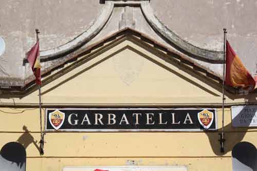 One of the most famous building in Garbatella Rome. Enjoying our food tour in Garbatella